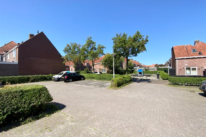 View photo 21 of Koestraat 30