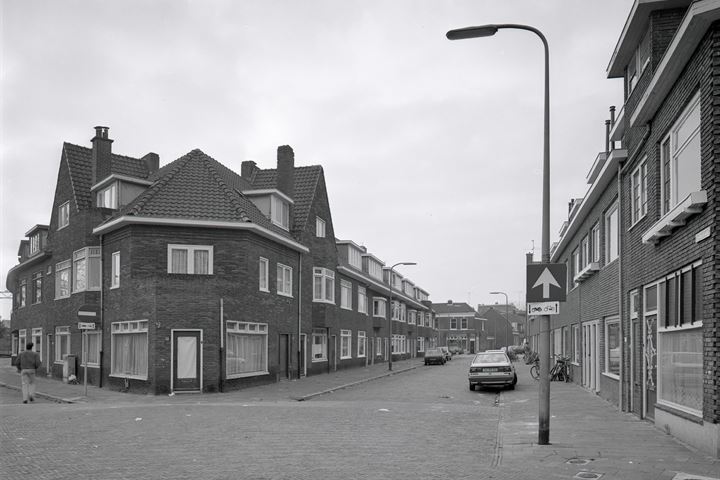 Bekijk foto 29 van Leliestraat 35