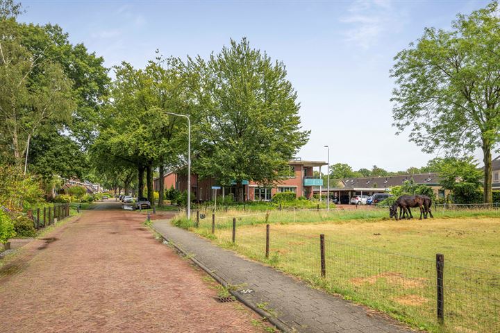 Bekijk foto 31 van Veldhofstraat 7