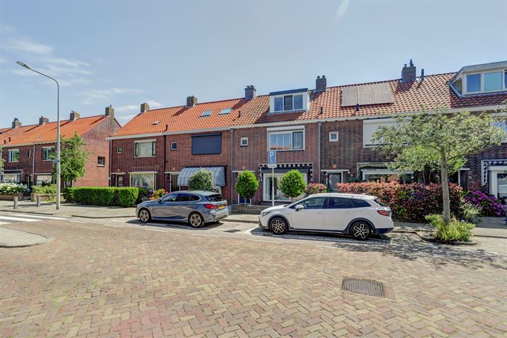 Bekijk foto 36 van Larixlaan 49