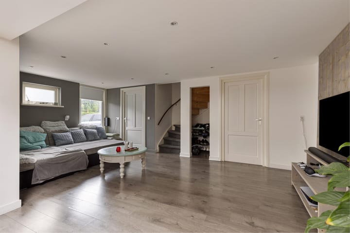 Foto 6 van Molenkade 15-A