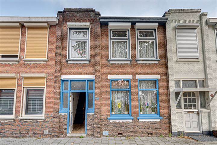 View photo of Plataanstraat 56