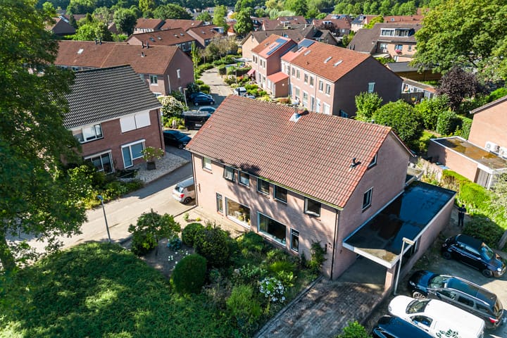 Foto 34 van P. Reichholtstraat 22