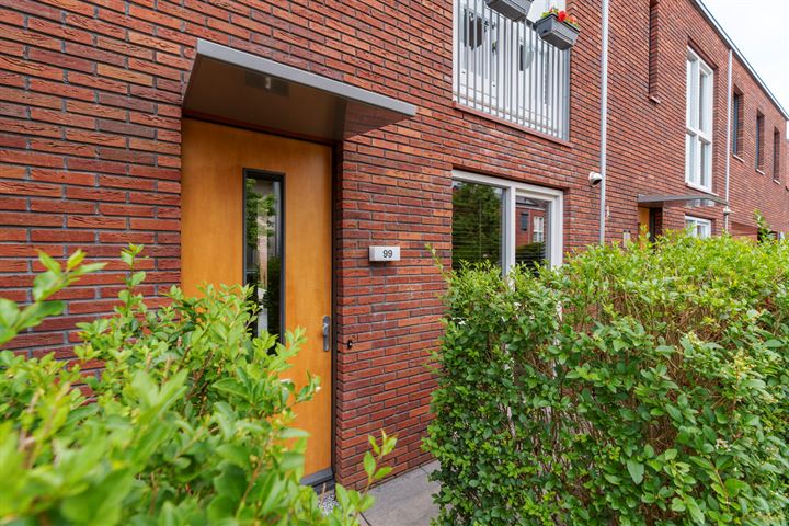 Bekijk foto 6 van Van den Broekstraat 99