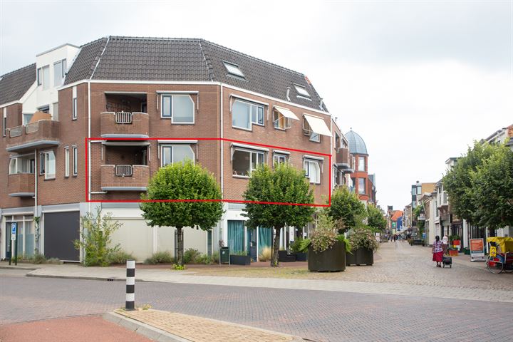 Bekijk foto 1 van Misterstraat 108