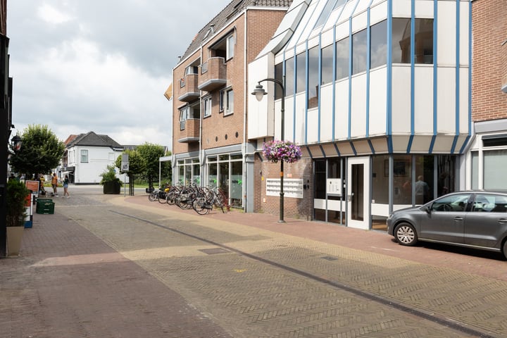 Bekijk foto 32 van Misterstraat 108