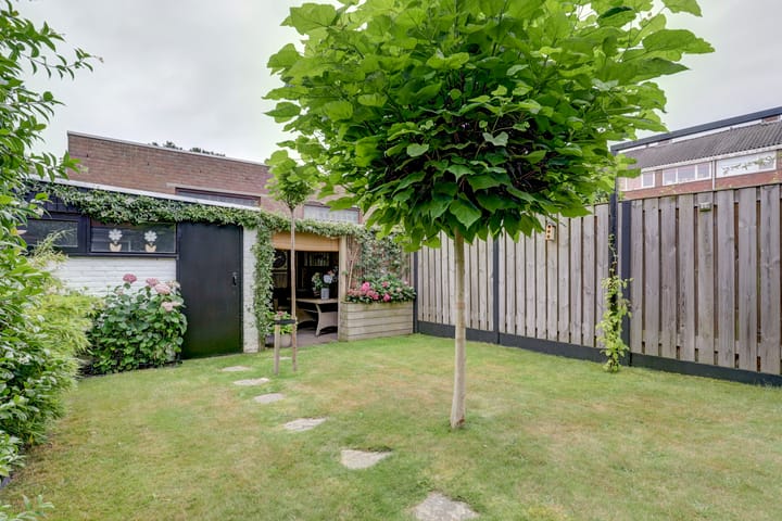 Foto 24 van Brederodehof 76