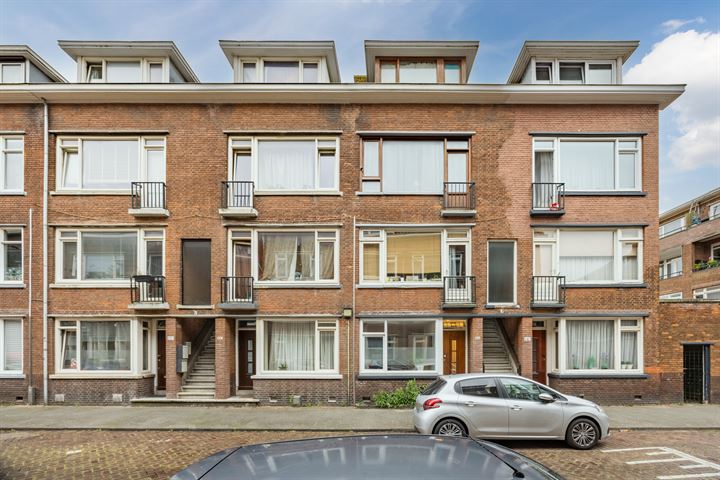 View photo 1 of Jaersveltstraat 24-A