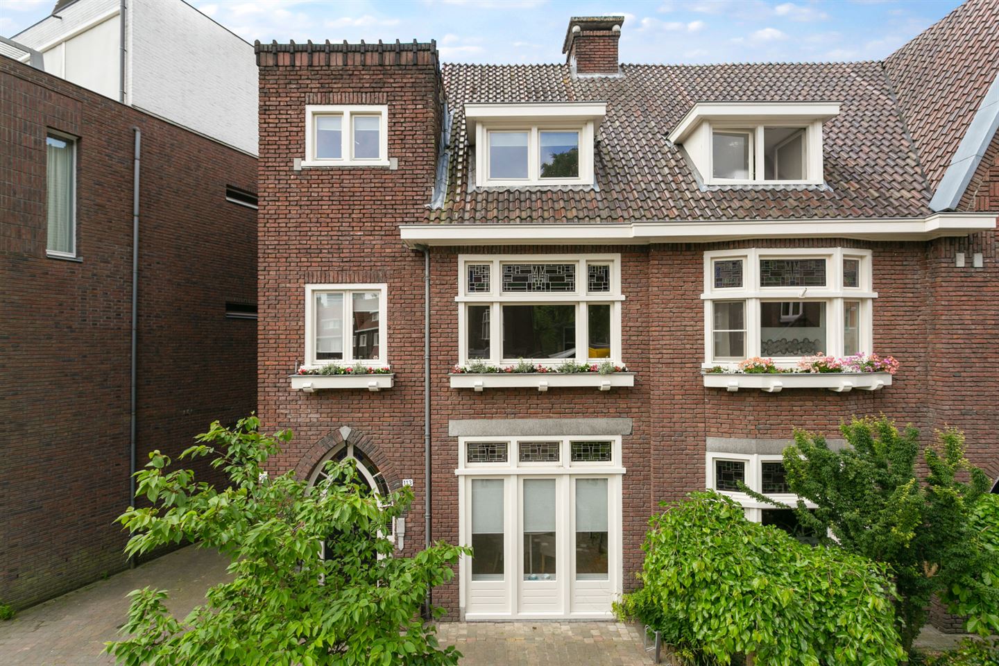 Bekijk foto 2 van Strijpsestraat 113