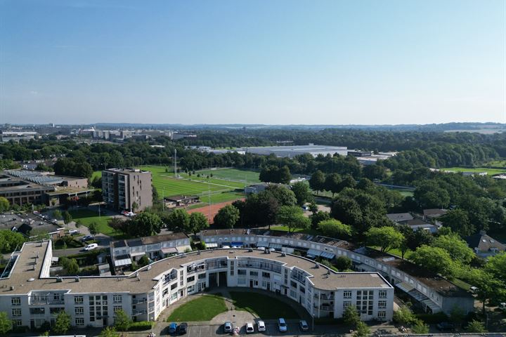 Bekijk foto 32 van Clematisbeemd 11