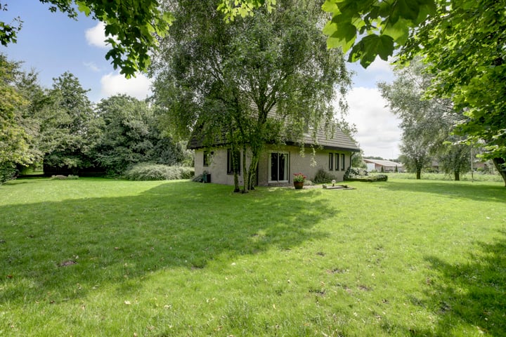 View photo 46 of Diepsmeerweg 12