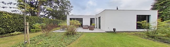 Achtertuin