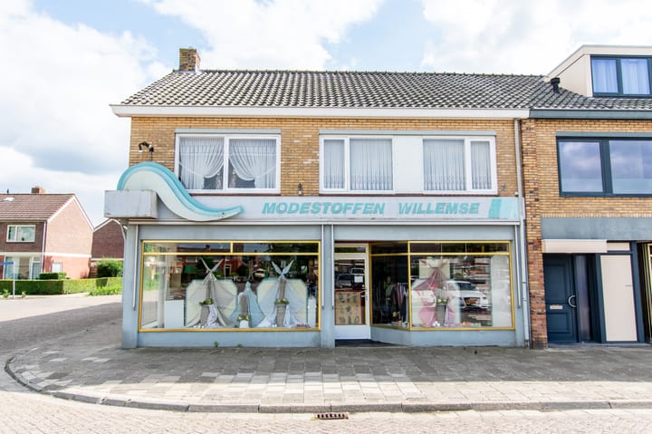 Foto 1 van St Lucasplein 12