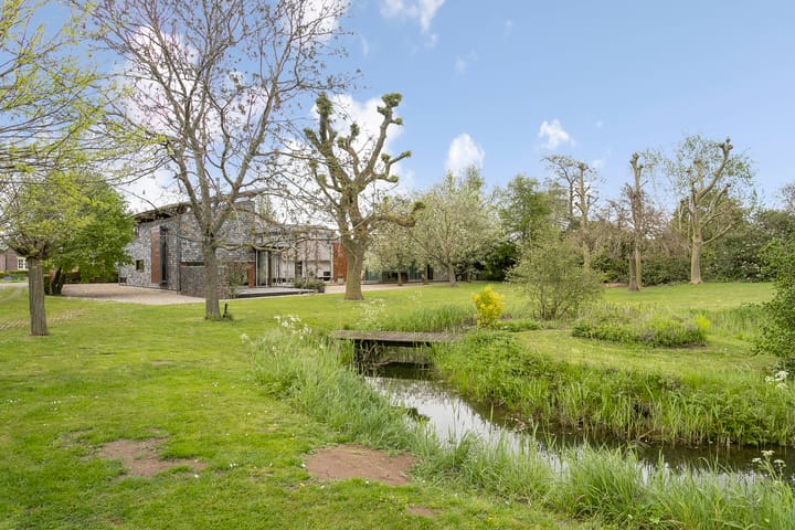 Foto 66 van Scharenburgsestraat 11