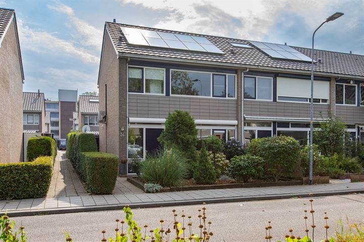 Bekijk foto 1 van Van Beethovenstraat 34