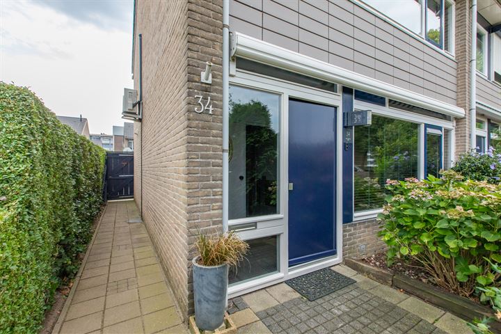 Bekijk foto 12 van Van Beethovenstraat 34