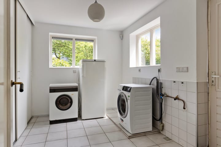 Foto 12 van Molenstraat 136