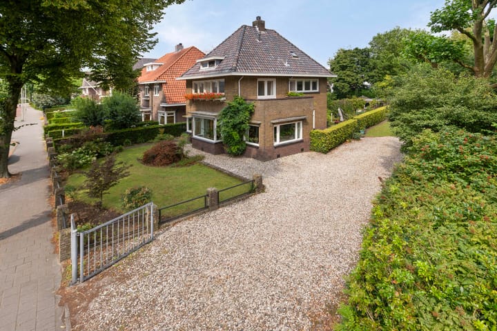 Foto 29 van Molenstraat 136