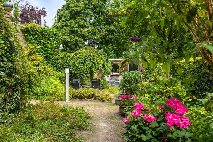 Foto 31 van Molenstraat 136