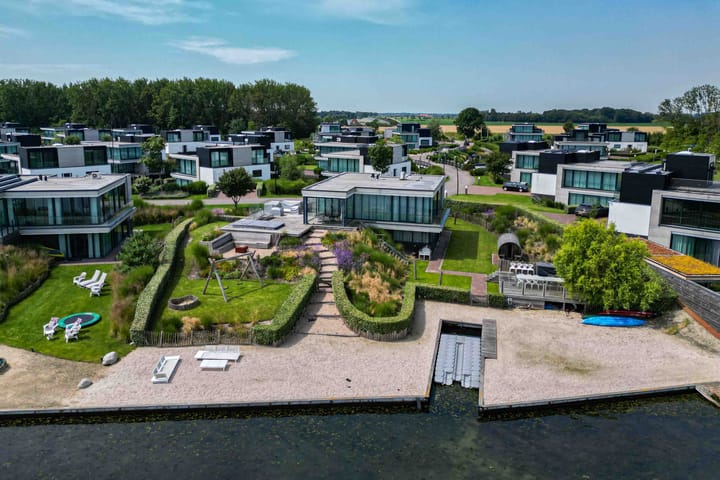 Photo 7 of Wilhelminapolderweg 7