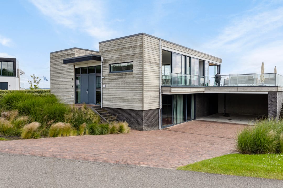 Photo 8 of Wilhelminapolderweg 7