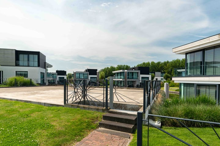 Photo 64 of Wilhelminapolderweg 7