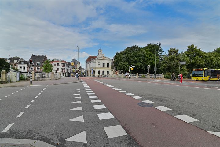 Bekijk foto 41 van Biltstraat 33-K