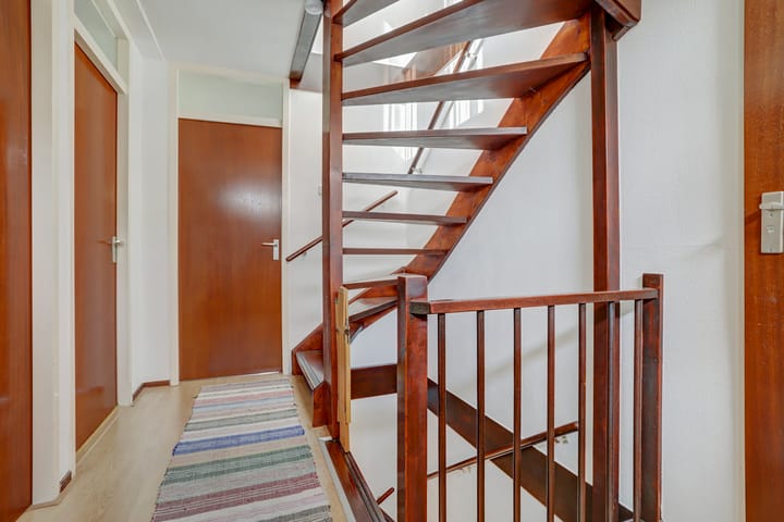 Photo 18 of Logger 8