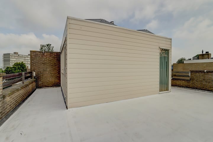 Photo 32 of Logger 8