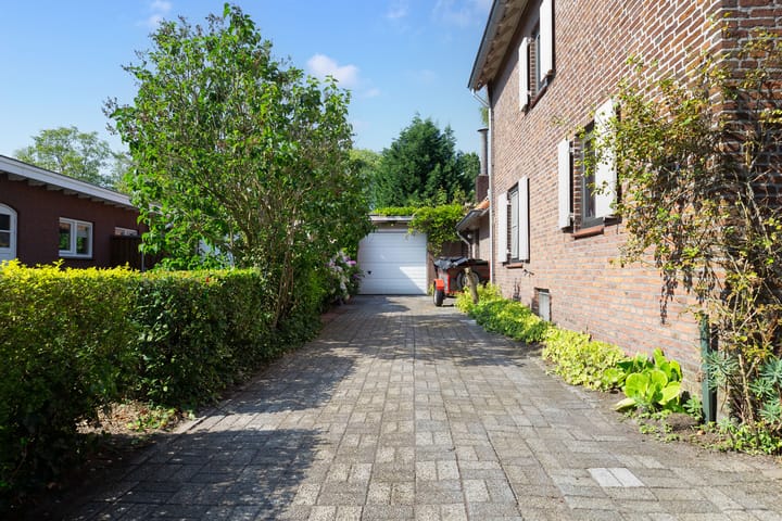 Foto 8 van Noorder Parallelweg 51