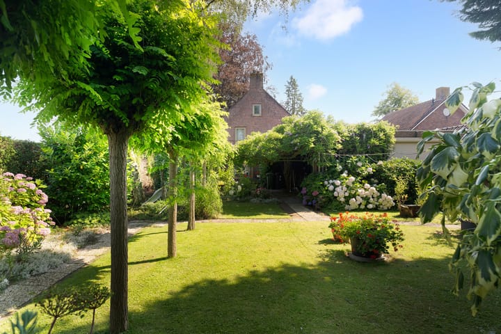 Foto 26 van Noorder Parallelweg 51