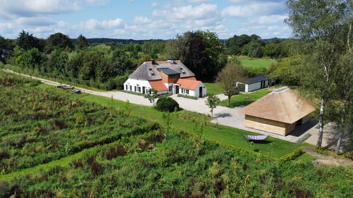 Foto 1 van Heiland 7