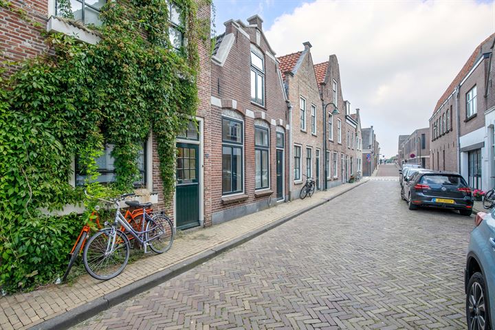 Bekijk foto 30 van Carmelietenstraat 12