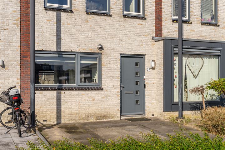 Bekijk foto 32 van Piranesistraat 57