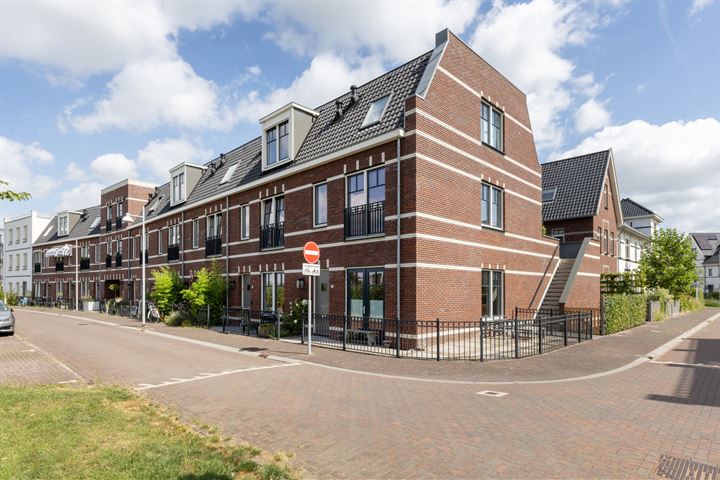 Bekijk foto 2 van Fort Heemstedestraat 49