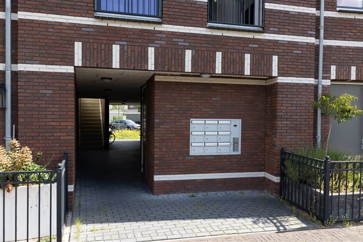 Bekijk foto 25 van Fort Heemstedestraat 49