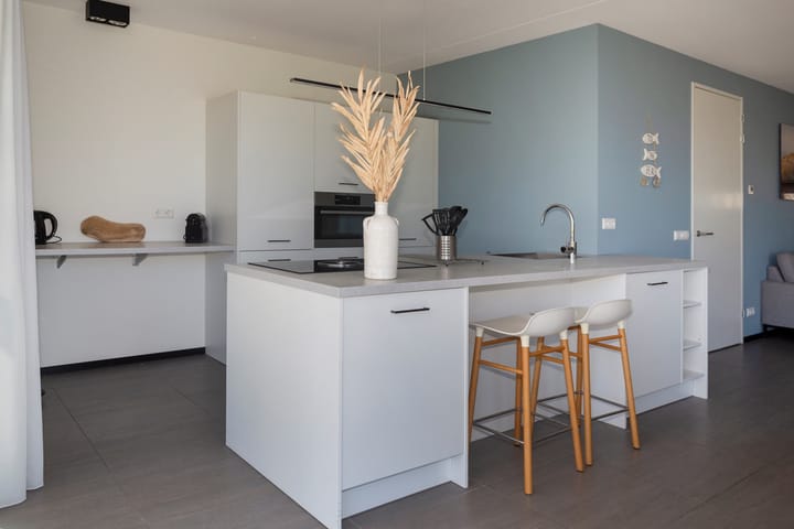 Photo 14 of Ridderstee 235