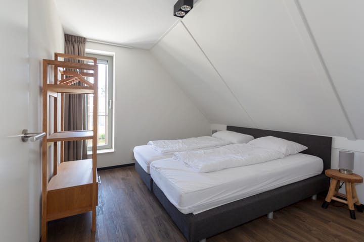 Photo 25 of Ridderstee 235