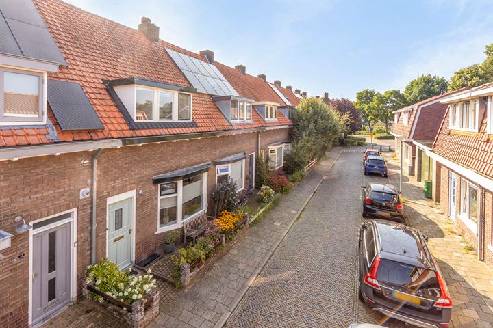 View photo 38 of Borrostraat 11