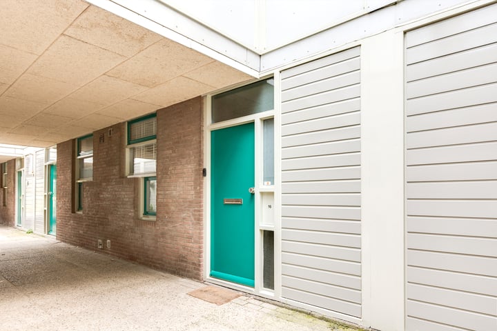 Bekijk foto 5 van Saturnus 16