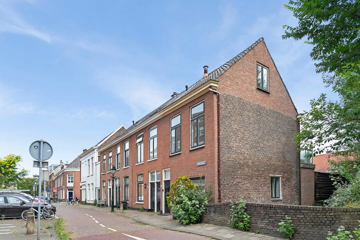 Bekijk foto 32 van Bonistraat 3