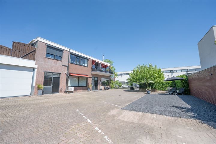 Bekijk foto 2 van M. Beenstraat 16