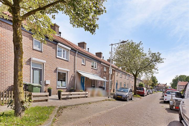 View photo 1 of Wijnruitstraat 5