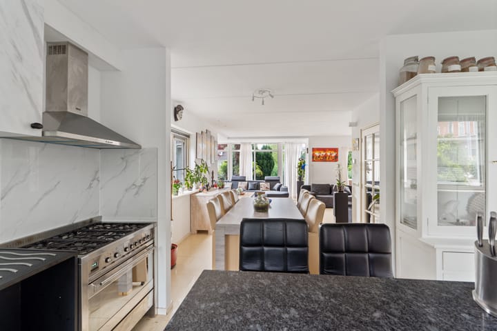 Photo 22 of Zanzibarstraat 31