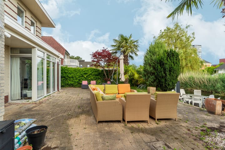 Photo 45 of Zanzibarstraat 31