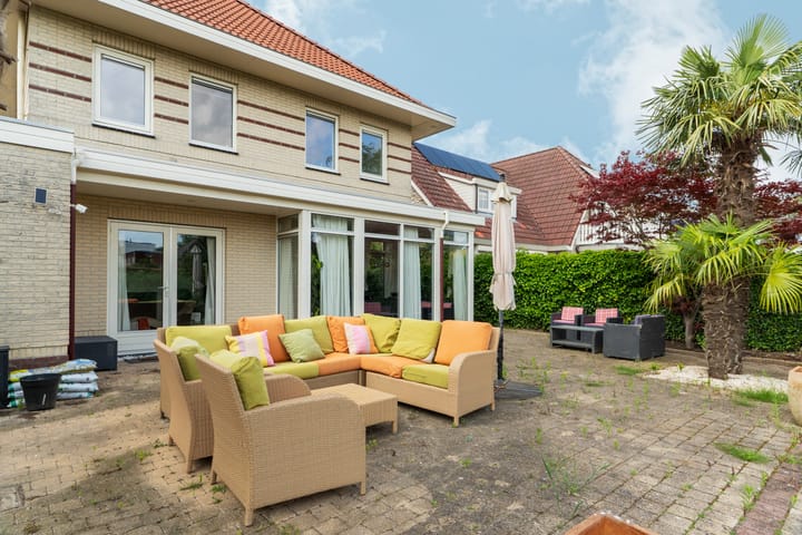 Photo 46 of Zanzibarstraat 31