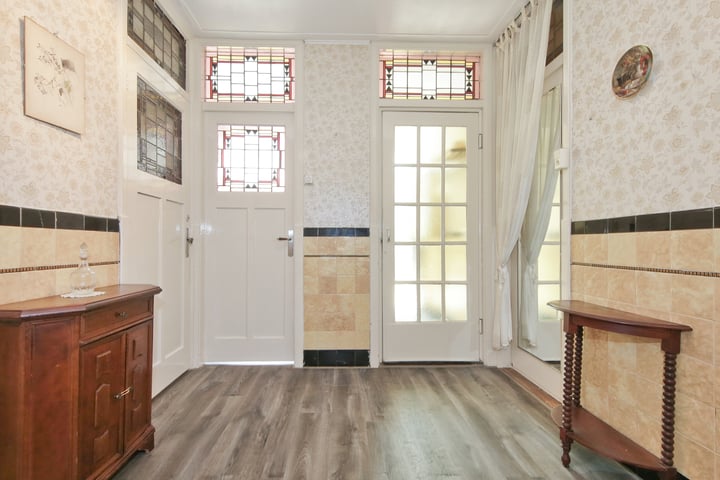 Bekijk foto 4 van Zaanenstraat 87