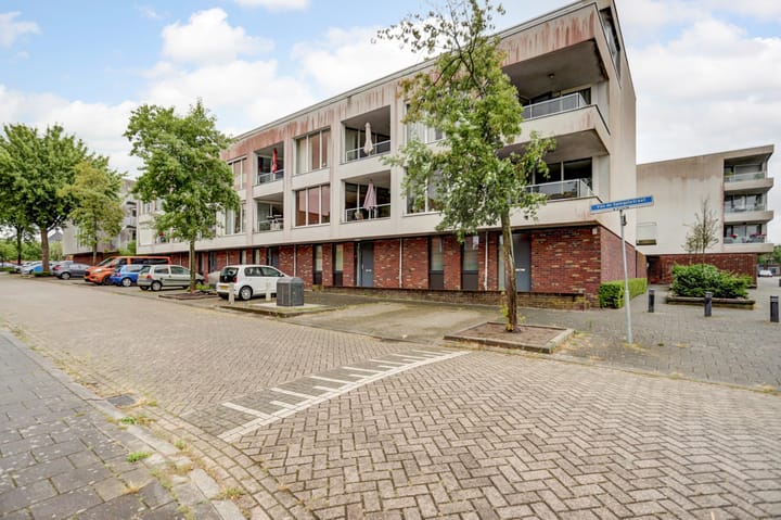 Foto 5 van Van de Spiegelstraat 46