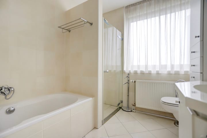 Foto 29 van Van de Spiegelstraat 46