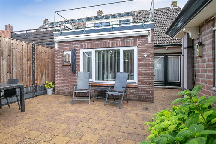 Bekijk foto 41 van Oranjeboomstraat 37